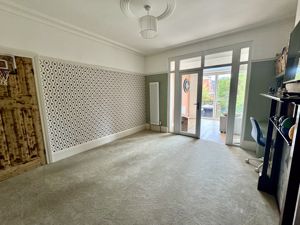 Photo 5- click for photo gallery